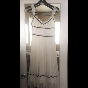 New BCBGMAXAZRIA dress!  white and black SZ 4